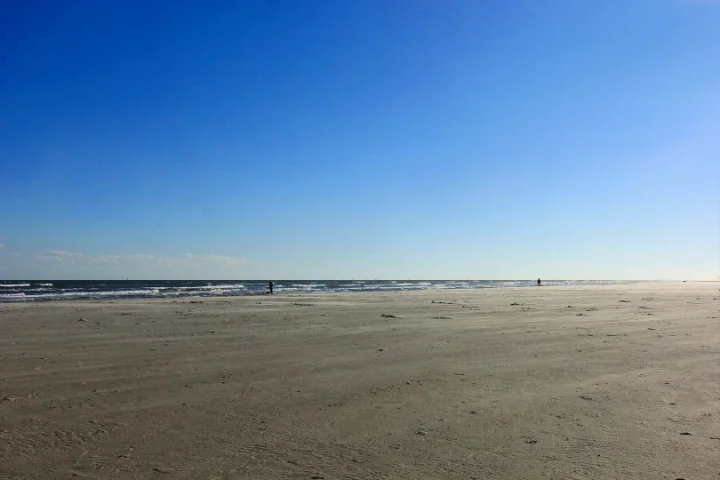 La Playa | Silver Sands Vacation Rentals | A Vtrips Experience La Playa | Silver Sands Vacation Rentals | A Vtrips Experience