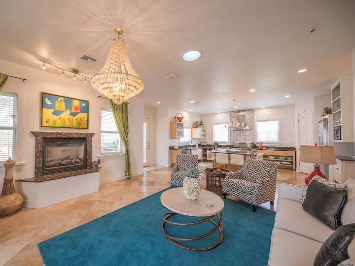 Old Town East | Silver Sands Vacation Rentals | A Vtrips Experience Old Town East | Silver Sands Vacation Rentals | A Vtrips Experience