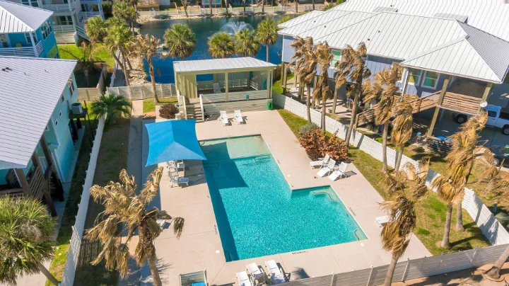 Paradise Pointe | Silver Sands Vacation Rentals | A Vtrips Experience Paradise Pointe | Silver Sands Vacation Rentals | A Vtrips Experience