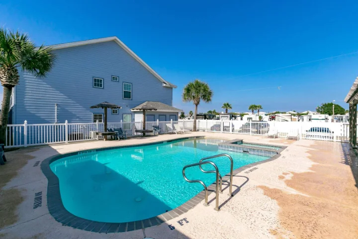 Blue Heron Condos | Silver Sands Vacation Rentals | A Vtrips Experience Blue Heron Condos | Silver Sands Vacation Rentals | A Vtrips Experience