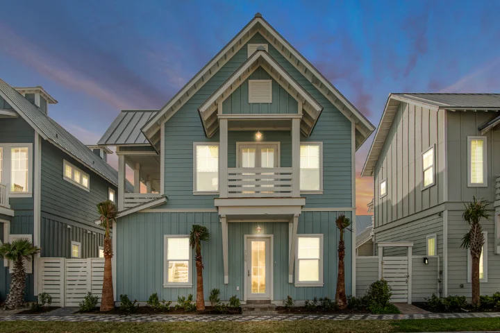 Luxury Vacation Rentals | Silver Sands Vacation Rentals | A VTrips Experience Luxury Vacation Rentals | Silver Sands Vacation Rentals | A VTrips Experience