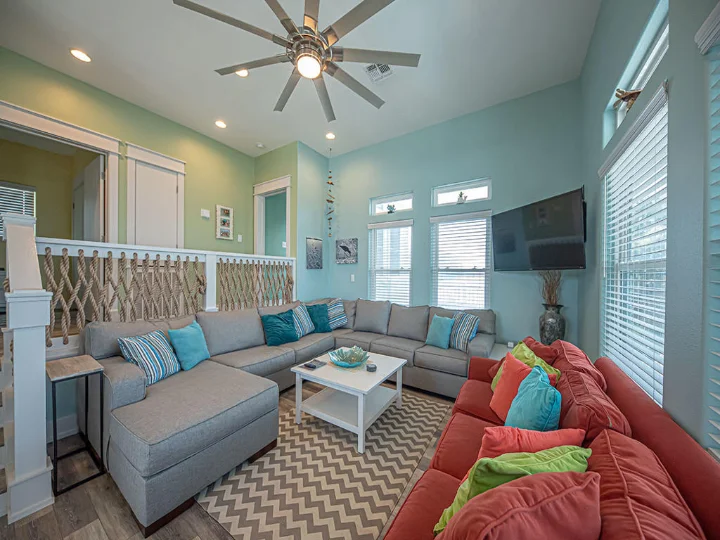 Sleeps 15+ Vacation Rentals | Silver Sands Vacation Rentals | A VTrips Experience Sleeps 15+ Vacation Rentals | Silver Sands Vacation Rentals | A VTrips Experience