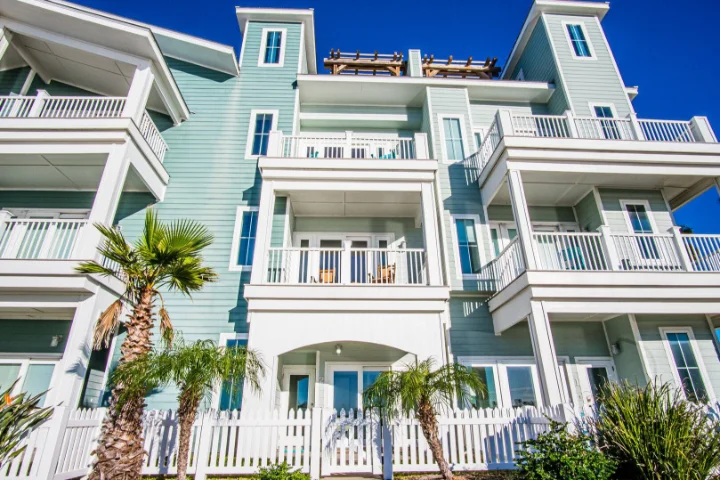 Island Moorings | Silver Sands Vacation Rentals | A Vtrips Experience Island Moorings | Silver Sands Vacation Rentals | A Vtrips Experience