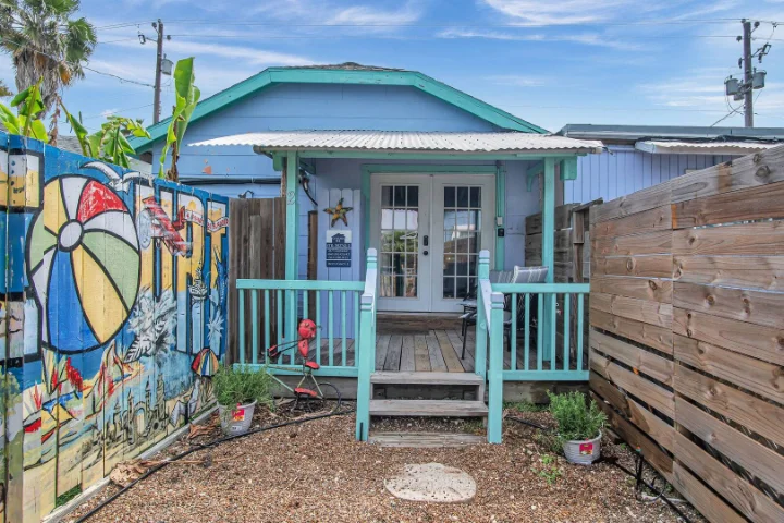 Anglers Court Cottages | Silver Sands Vacation Rentals | A VTrips Experience Anglers Court Cottages | Silver Sands Vacation Rentals | A VTrips Experience