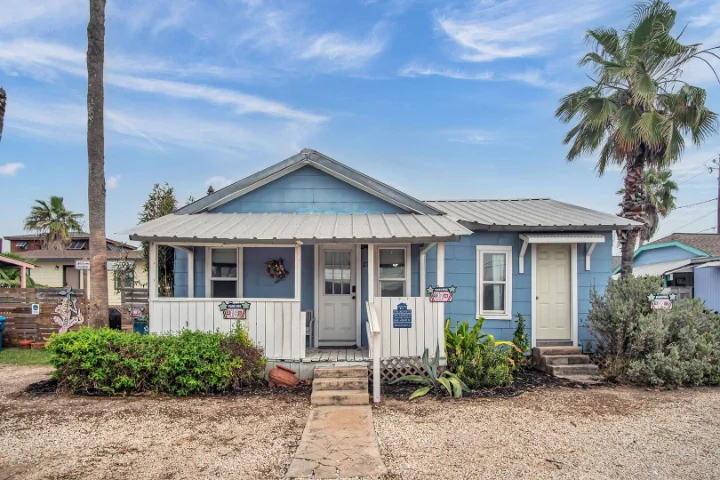 Anglers Court Cottages | Silver Sands Vacation Rentals | A VTrips Experience Anglers Court Cottages | Silver Sands Vacation Rentals | A VTrips Experience