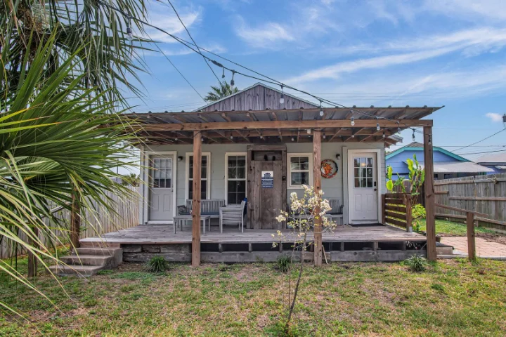 Anglers Court Cottages | Silver Sands Vacation Rentals | A VTrips Experience Anglers Court Cottages | Silver Sands Vacation Rentals | A VTrips Experience