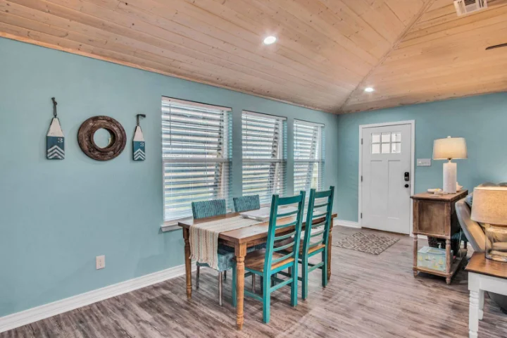 Leslie Lane | Silver Sands Vacation Rentals | A VTrips Experience Leslie Lane | Silver Sands Vacation Rentals | A VTrips Experience