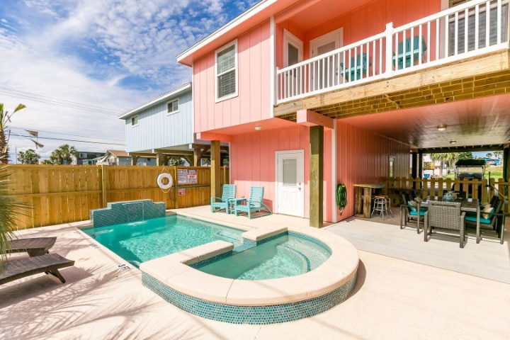 Island Retreat | Silver Sands Vacation Rentals | A VTrips Experience