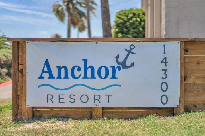 Anchor Resort | Silver Sands Vacation Rentals | A Vtrips Experience