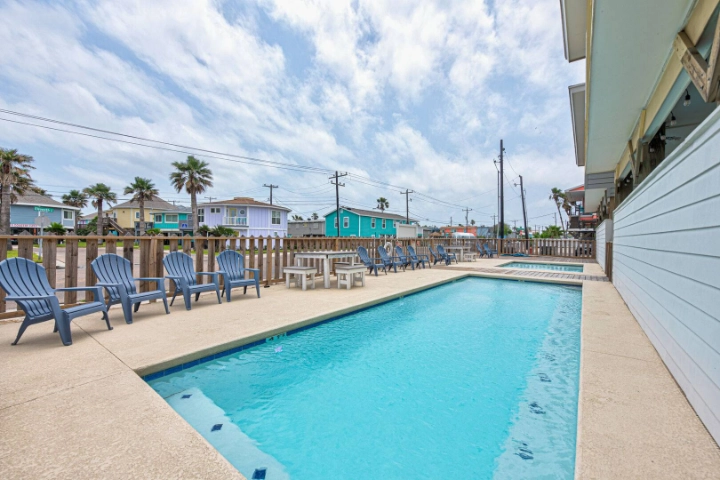 Eleventh Street | Silver Sands Vacation Rentals | A Vtrips Experience